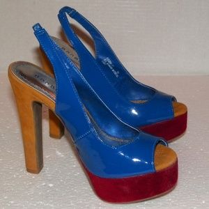 BLUE PATENT LEATHER Stilettos-Sling Back Size 5½m